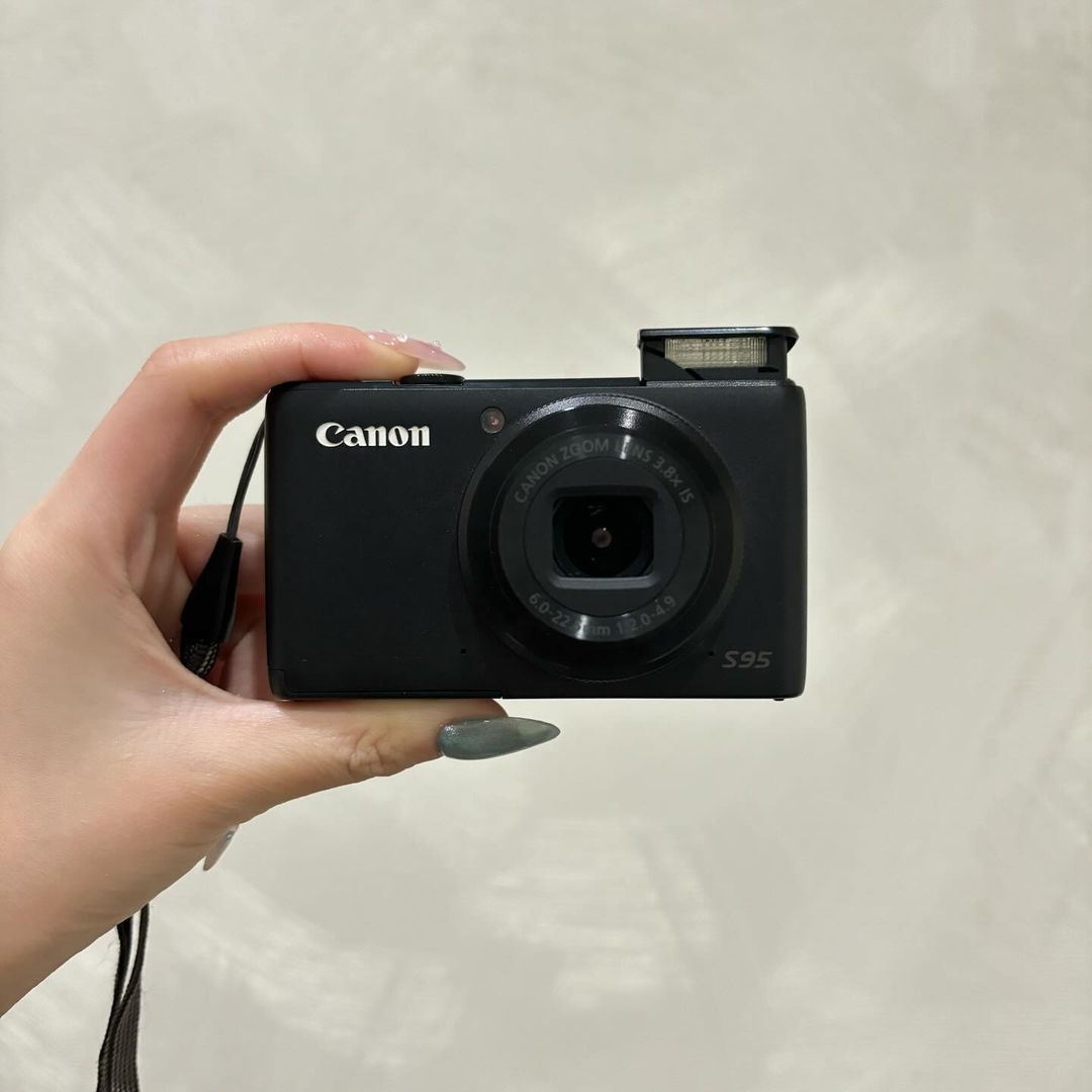 Canon Powershot S95